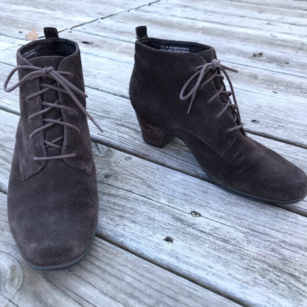 Clarks Suede Leather Lace Up Ankle Boots